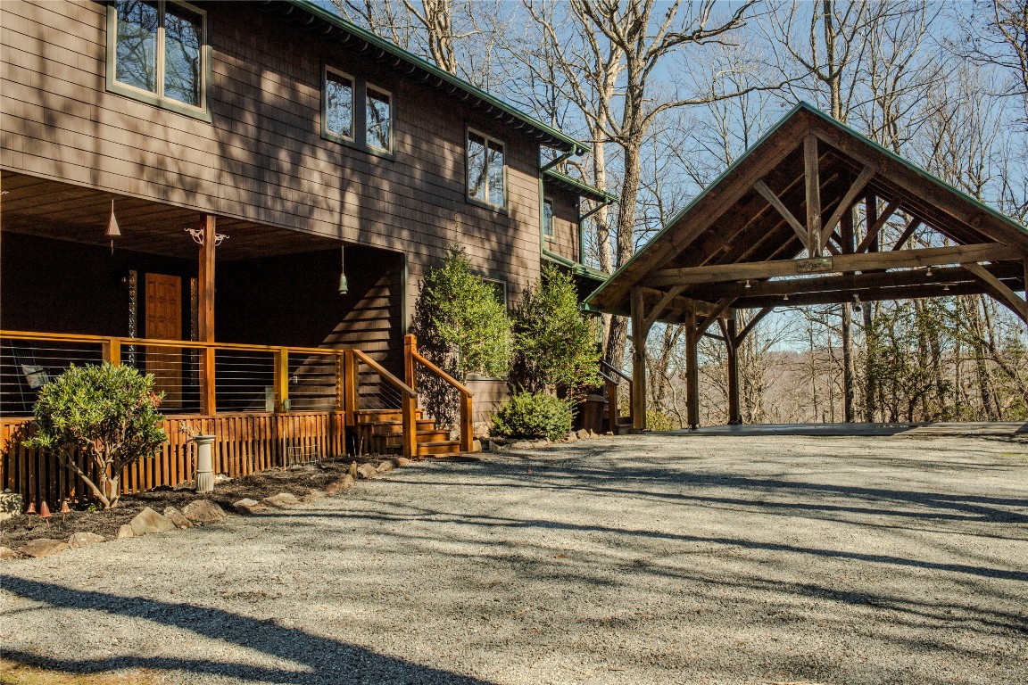 156 Tarah Lane