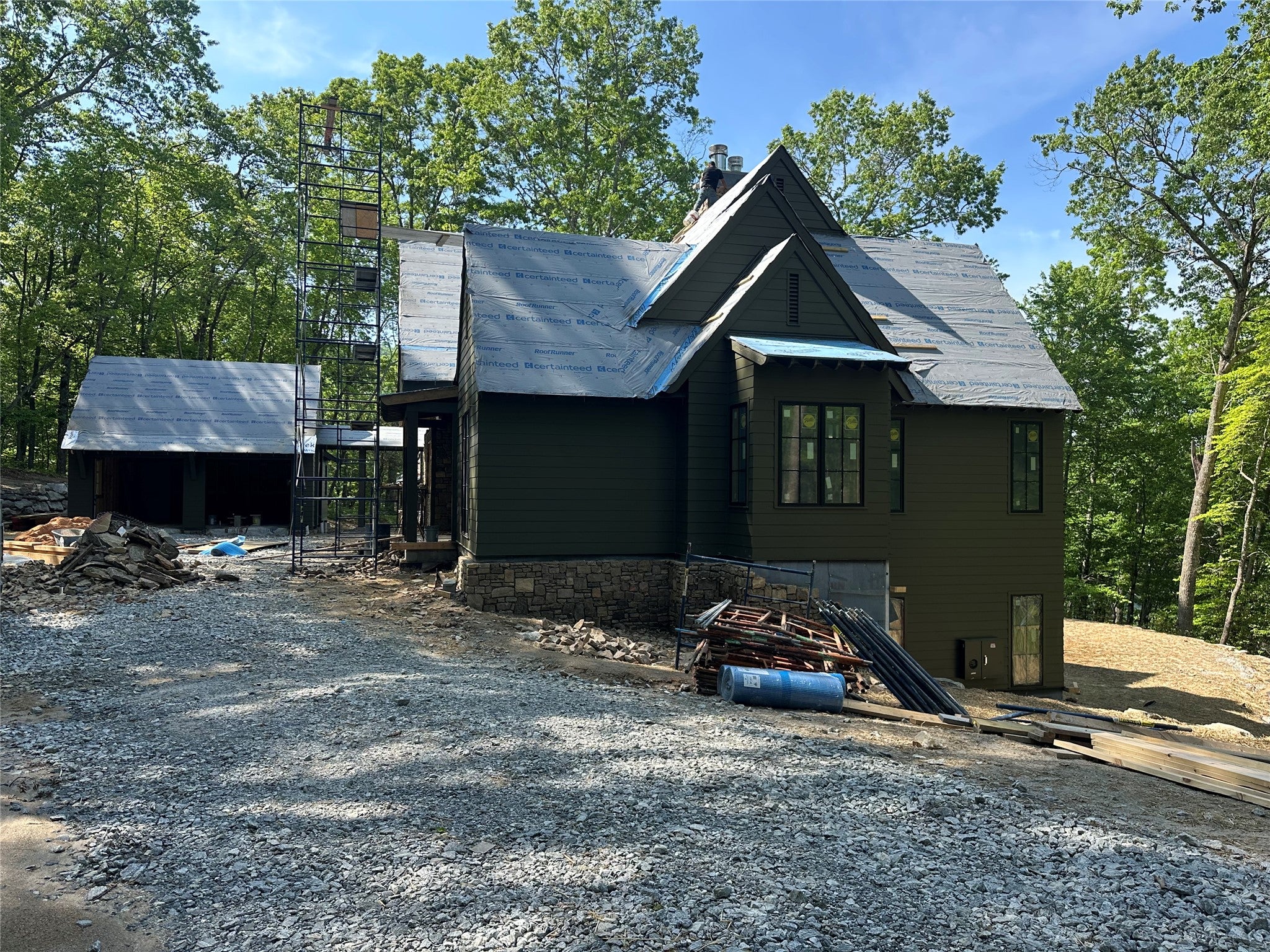 5 N Ridgeline Road