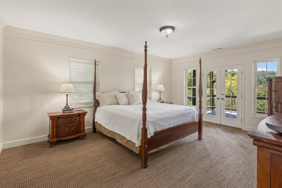 Highlands, North Carolina 28741, United States, 3 Bedrooms Bedrooms, ,5 BathroomsBathrooms,Residential,Active,196915