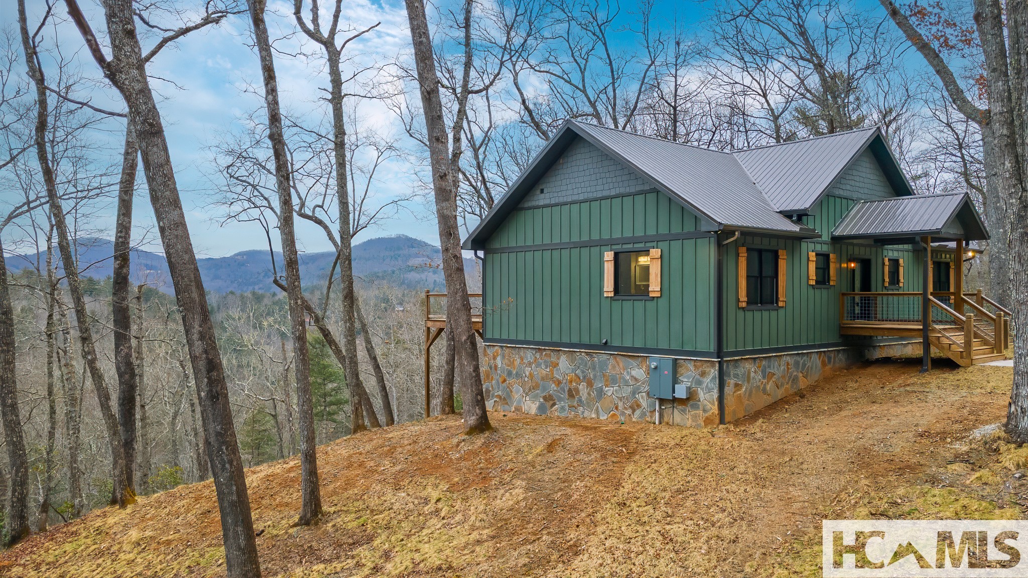 960 Woods Mountain Trail