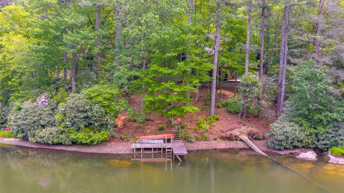 Lake Toxaway, North Carolina 28747, United States, 3 Bedrooms Bedrooms, ,3 BathroomsBathrooms,Residential,Active,15049