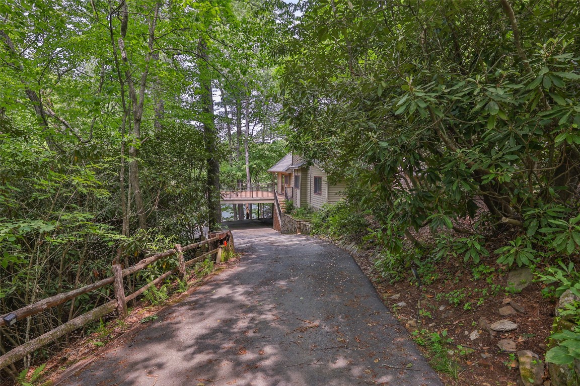 Lake Toxaway, North Carolina 28747, United States, 3 Bedrooms Bedrooms, ,3 BathroomsBathrooms,Residential,Active,15049