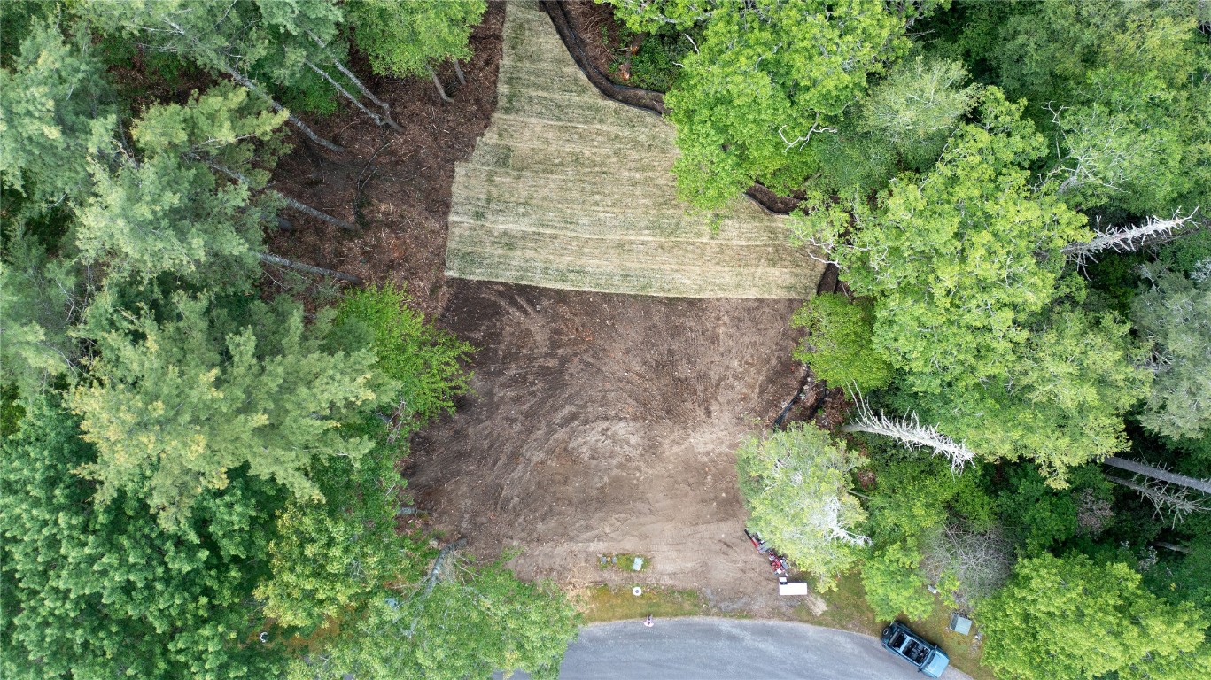 Highlands, North Carolina 28741, United States, 3 Bedrooms Bedrooms, ,4 BathroomsBathrooms,Residential,Active,131820