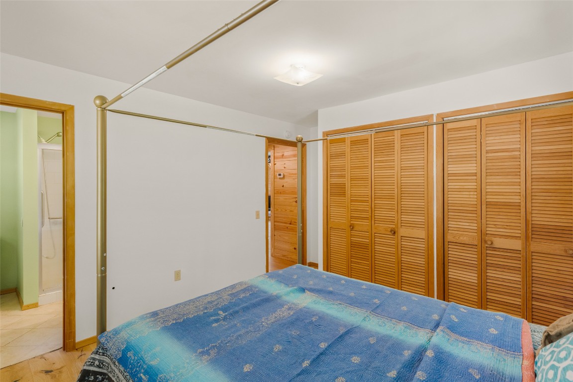 Franklin, North Carolina 28734, United States, 1 Bedroom Bedrooms, ,2 BathroomsBathrooms,Residential,Active,137892