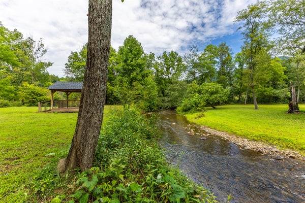 276 WELM WAY, FRANKLIN, NC 28734 - Image e59d513dd4b3b5477eb6f82fca1efd64/123983715