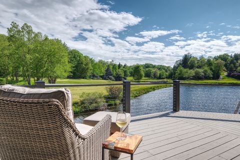 448 Lake Villas Way Highlands NC 28741