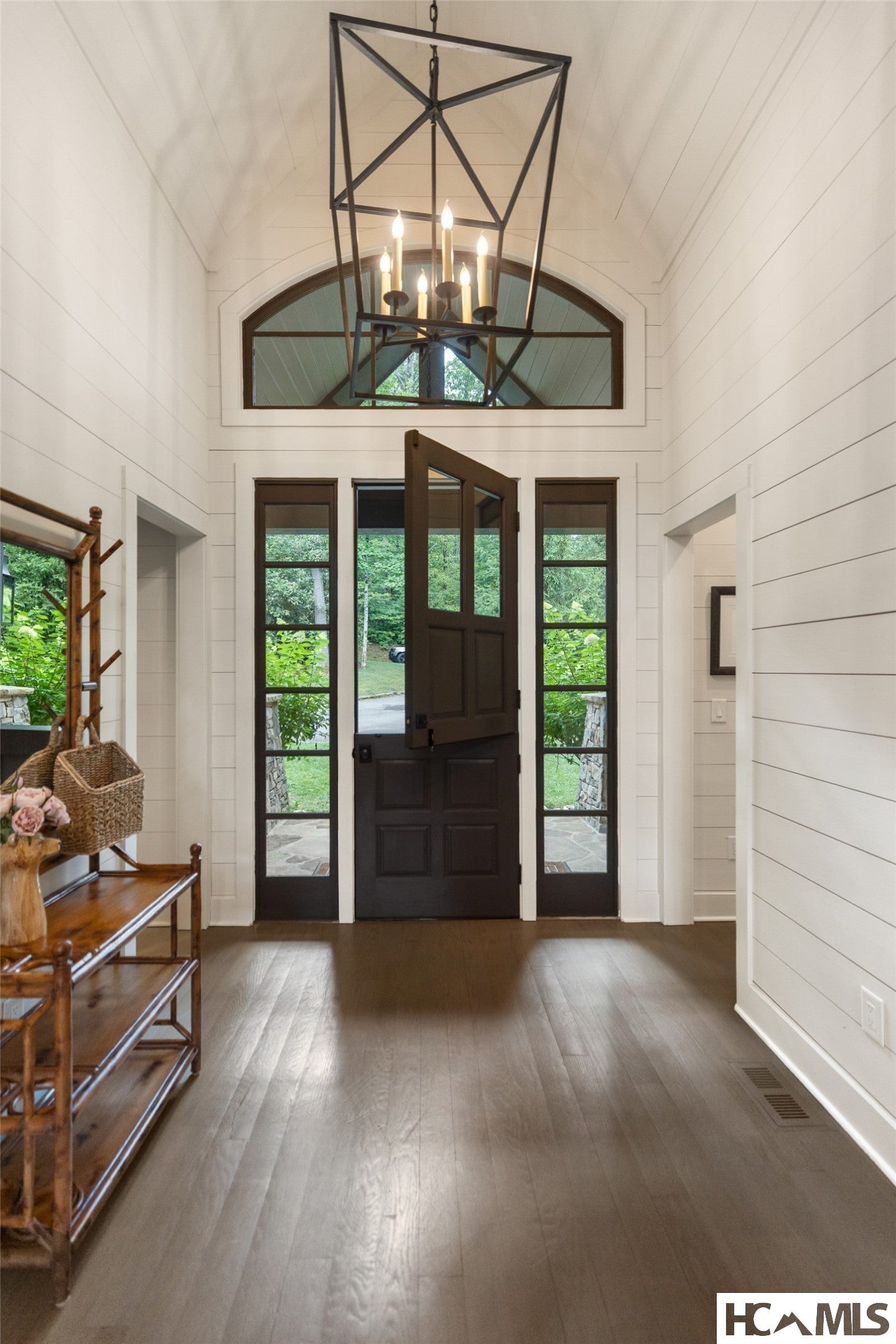 288 Cherokee View