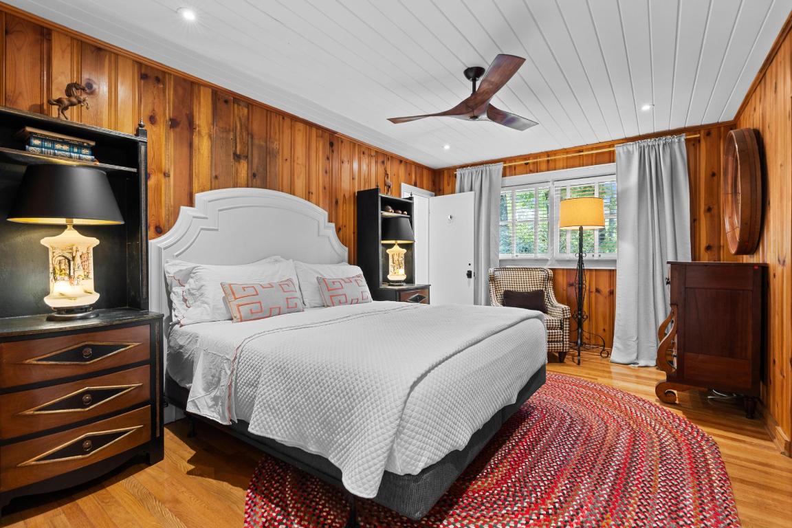 Highlands, North Carolina 28741, United States, 3 Bedrooms Bedrooms, ,2 BathroomsBathrooms,Residential,Active,139895