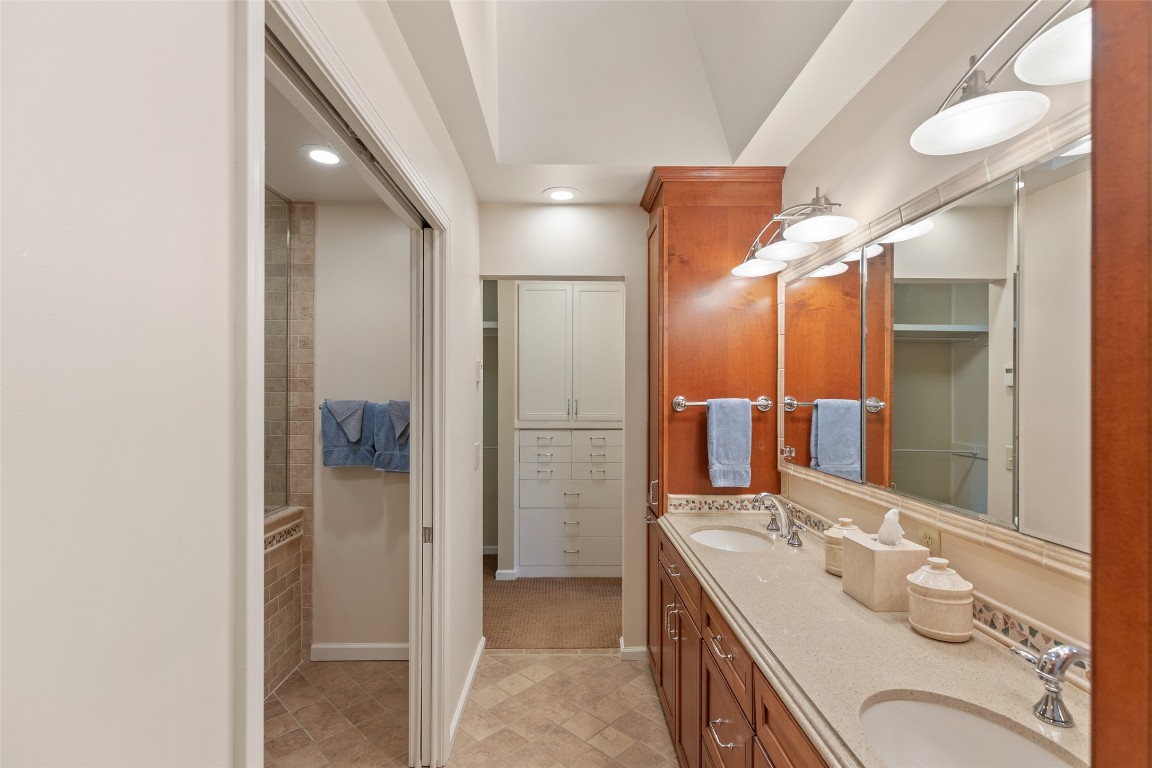 Highlands, North Carolina 28741, United States, 4 Bedrooms Bedrooms, ,3 BathroomsBathrooms,Residential,Active,188471