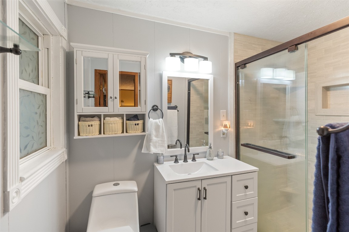 Cullowhee, North Carolina 28723, United States, 3 Bedrooms Bedrooms, ,2 BathroomsBathrooms,Residential,Active,189516