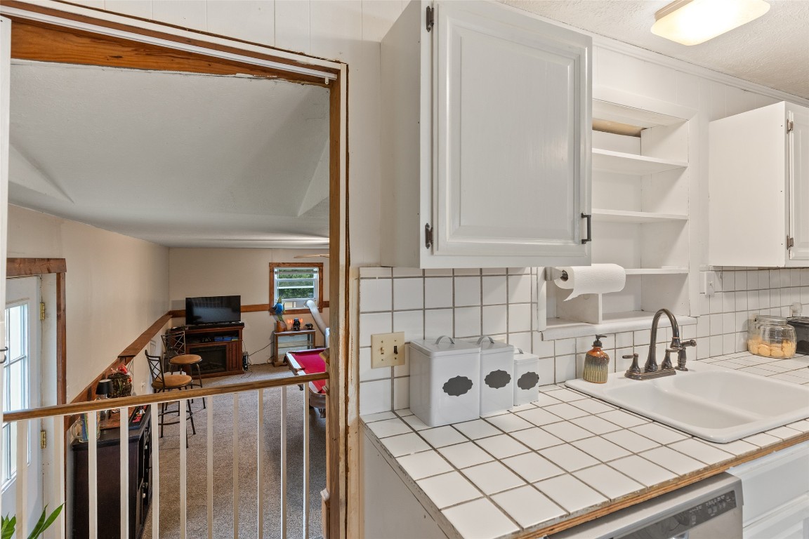 Cullowhee, North Carolina 28723, United States, 3 Bedrooms Bedrooms, ,2 BathroomsBathrooms,Residential,Active,189516