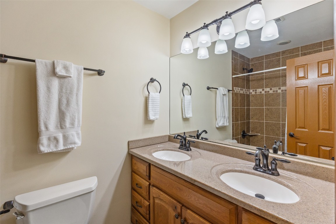 Highlands, North Carolina 28741, United States, 3 Bedrooms Bedrooms, ,3 BathroomsBathrooms,Residential,Active,151586