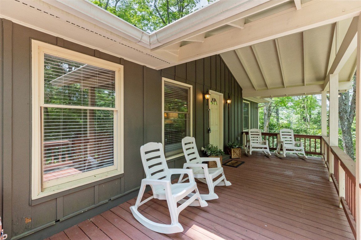 Highlands, North Carolina 28741, United States, 3 Bedrooms Bedrooms, ,3 BathroomsBathrooms,Residential,Active,151586