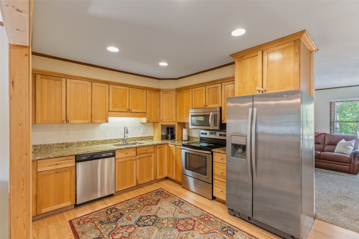 Highlands, North Carolina 28741, United States, 3 Bedrooms Bedrooms, ,3 BathroomsBathrooms,Residential,Active,151586