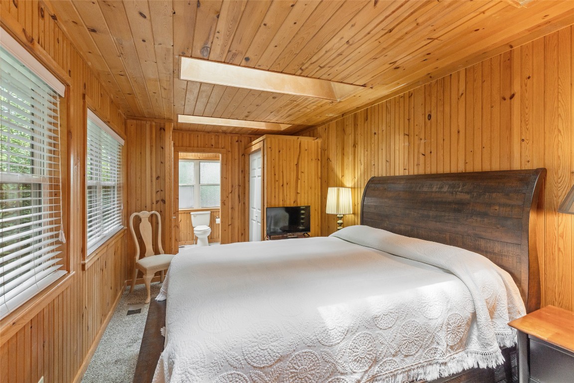 Highlands, North Carolina 28741, United States, 3 Bedrooms Bedrooms, ,3 BathroomsBathrooms,Residential,Active,151586