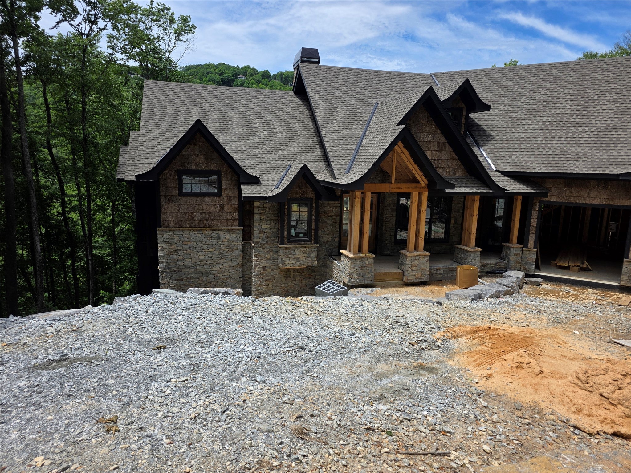 1406 Falls Drive West