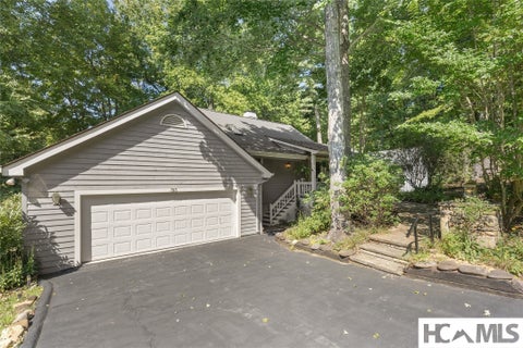 Photo for 313 Boiling Springs Road