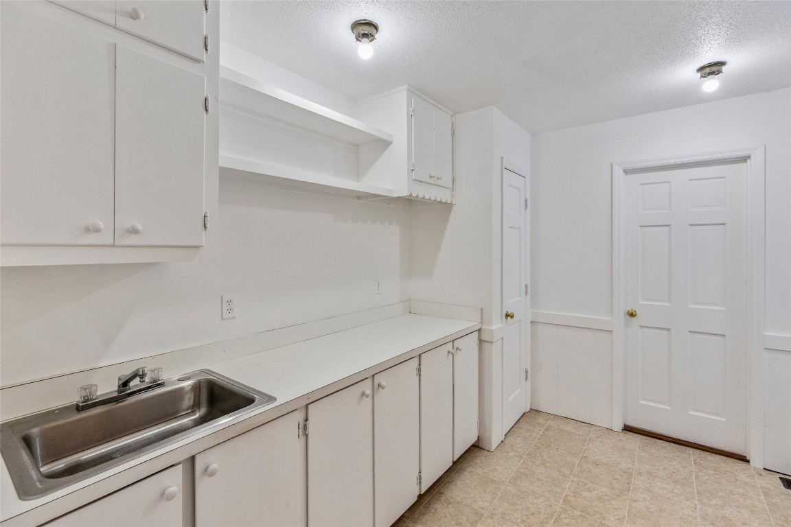 Highlands, North Carolina 28741, United States, 4 Bedrooms Bedrooms, ,3 BathroomsBathrooms,Residential,Active,146555