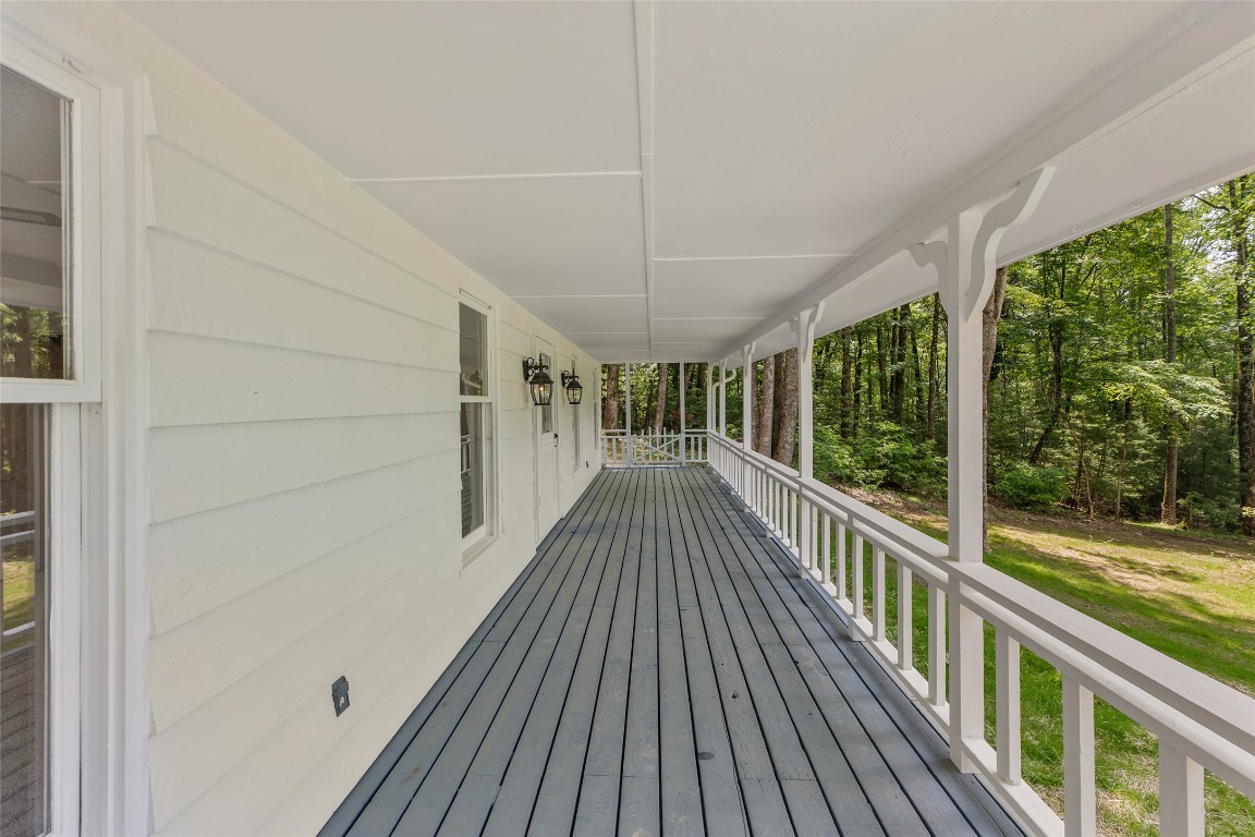 Highlands, North Carolina 28741, United States, 4 Bedrooms Bedrooms, ,3 BathroomsBathrooms,Residential,Active,146555