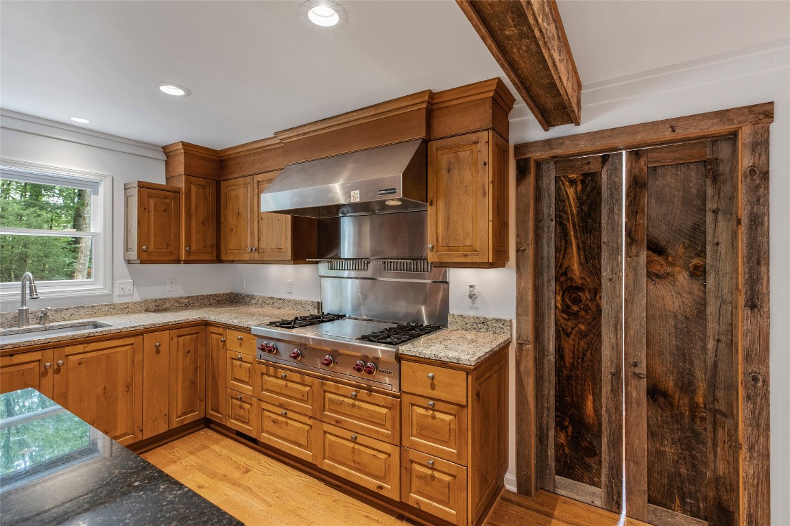 Highlands, North Carolina 28741, United States, 4 Bedrooms Bedrooms, ,3 BathroomsBathrooms,Residential,Active,146555