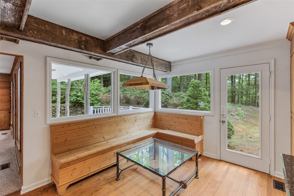 Highlands, North Carolina 28741, United States, 4 Bedrooms Bedrooms, ,3 BathroomsBathrooms,Residential,Active,146555