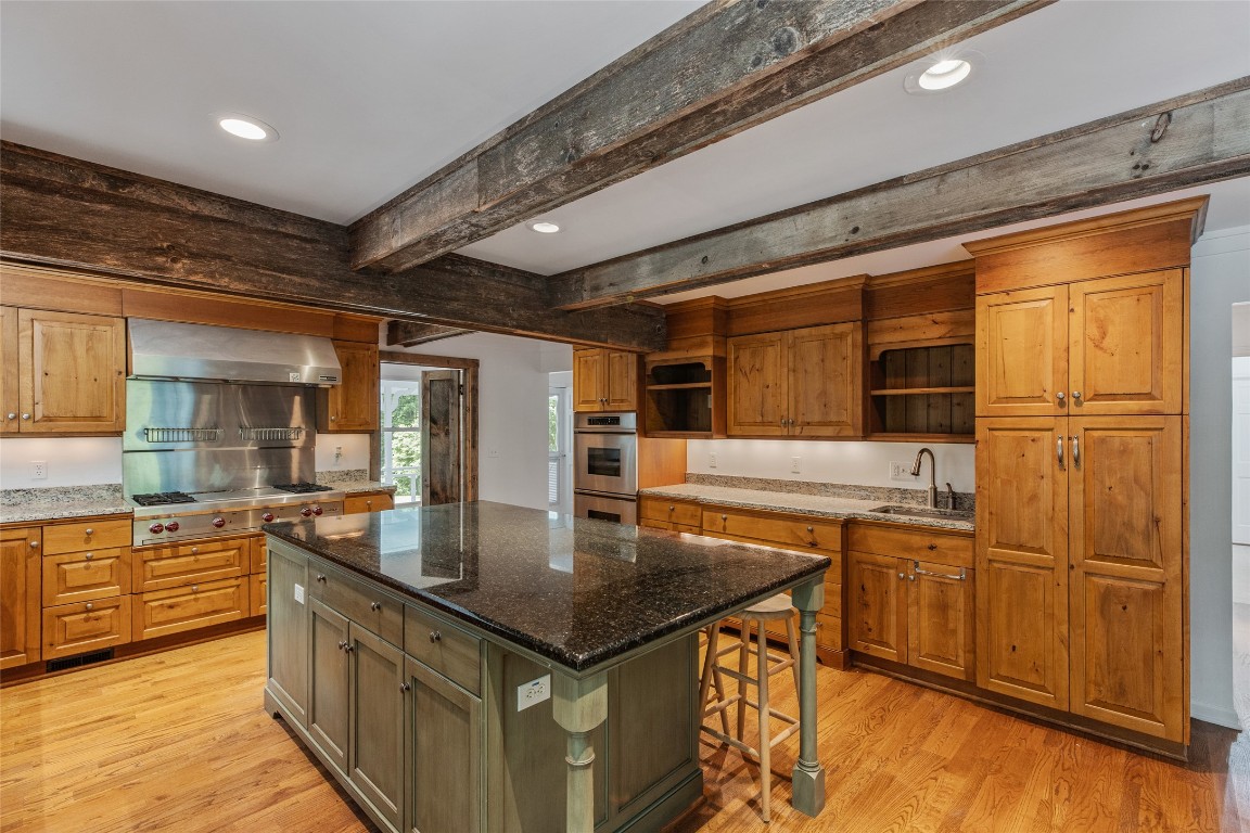 Highlands, North Carolina 28741, United States, 4 Bedrooms Bedrooms, ,3 BathroomsBathrooms,Residential,Active,146555