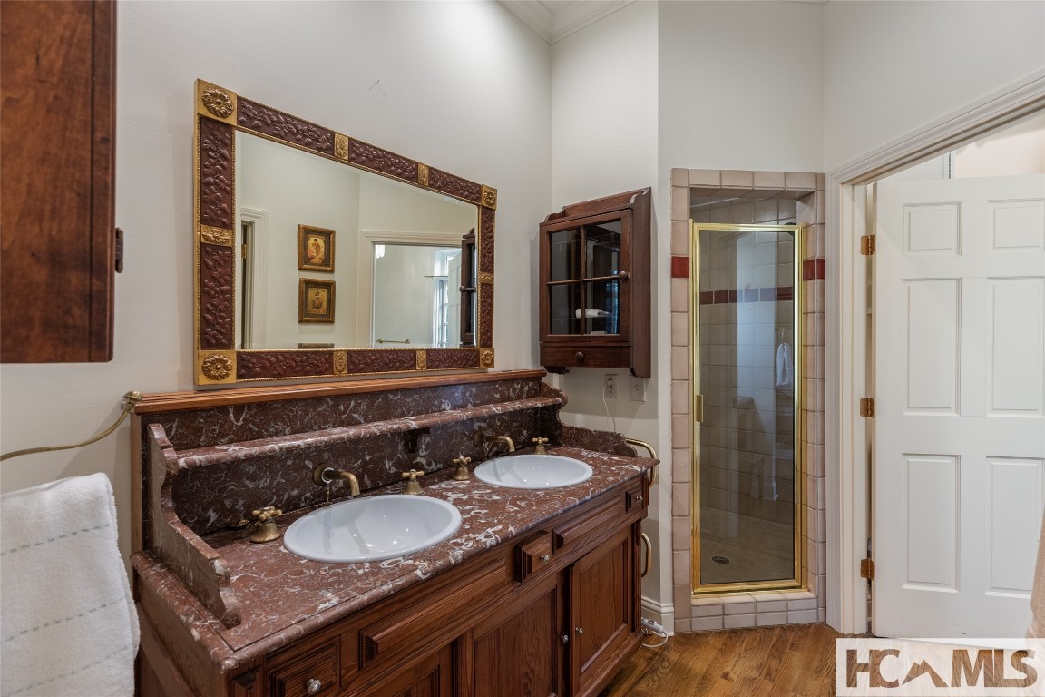 Highlands, North Carolina 28741, United States, 4 Bedrooms Bedrooms, ,5 BathroomsBathrooms,Residential,Active,194511