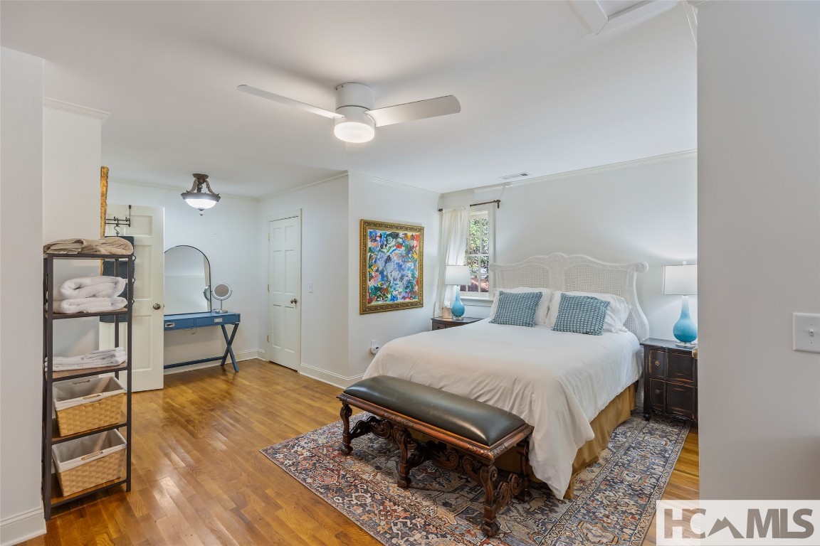 Highlands, North Carolina 28741, United States, 4 Bedrooms Bedrooms, ,5 BathroomsBathrooms,Residential,Active,194511