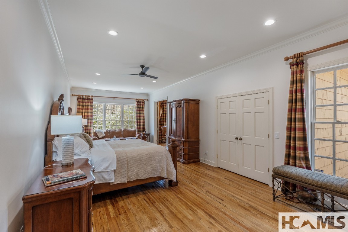 Highlands, North Carolina 28741, United States, 4 Bedrooms Bedrooms, ,5 BathroomsBathrooms,Residential,Active,194511