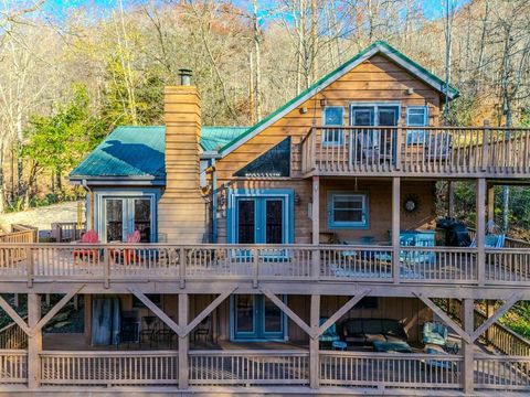 Photo of 146/148 Blue Bird Ln, Glenville, NC 28736 (MLS # 26046773)