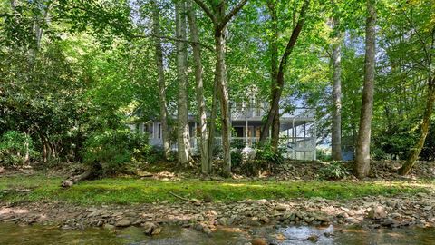 Photo of 90 Wilds Cove Rd, Franklin, NC 28734 (MLS # 26043134)