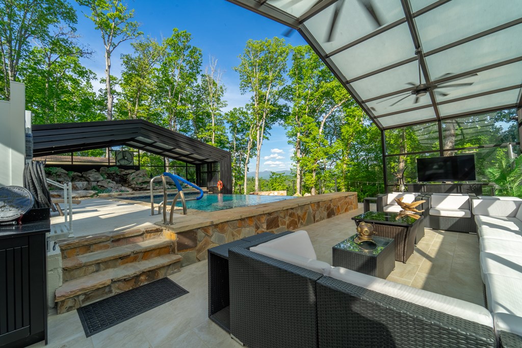 2445 Patton Road