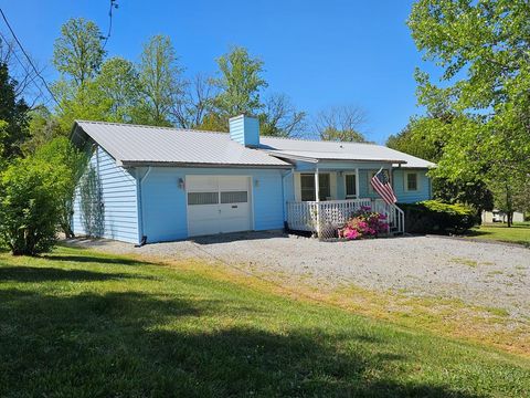 Photo of 101 Quail Ridge Trail, Franklin, NC 28734 (MLS # 26042826)