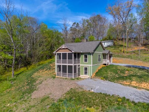 Photo of 50 Sheriff Dr, Waynesville, NC 28786 (MLS # 26047061)