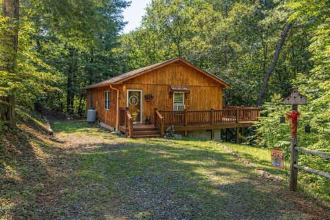 Photo of 116 Keepsake Lane, Whittier, NC 28789 (MLS # 26047389)