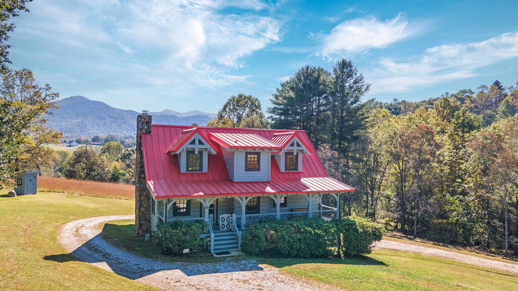 1650 Wide Horizon Drive