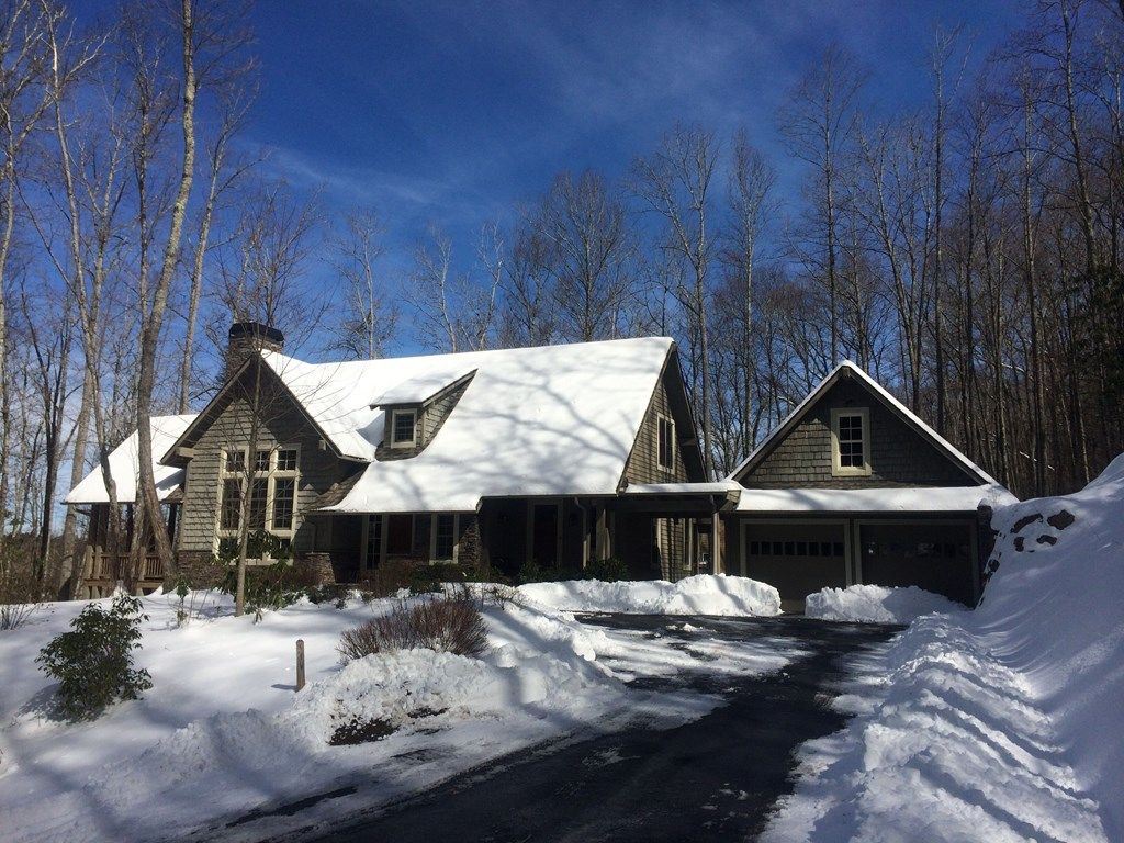 Photo of 33 Highwood Trace, Highlands, NC 28741 (MLS # 26041623)