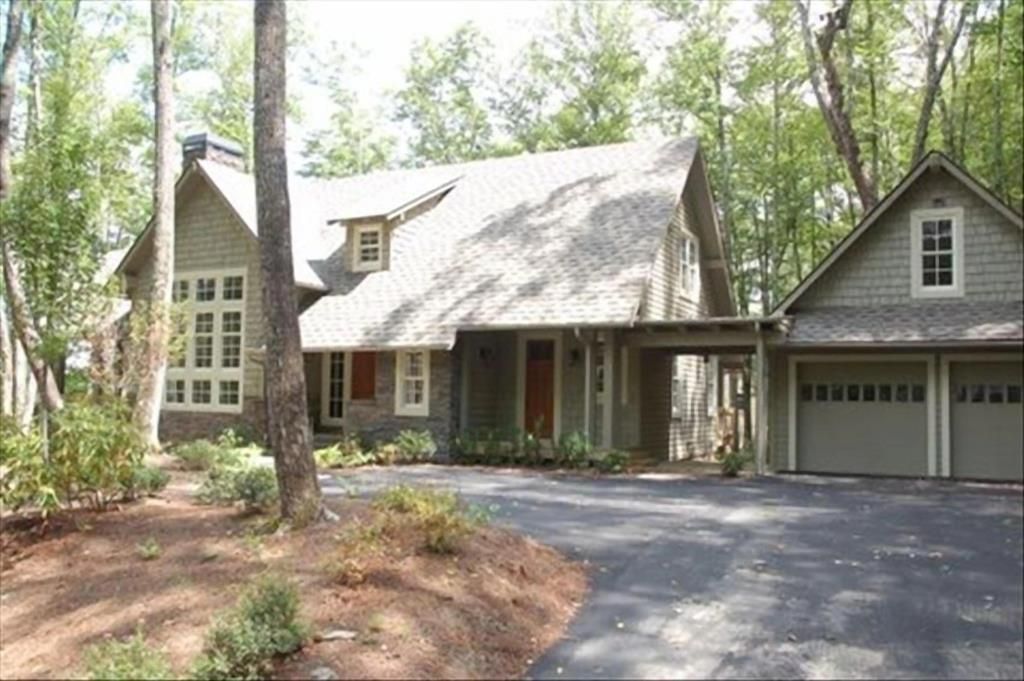 Photo of 33 Highwood Trace, Highlands, NC 28741 (MLS # 26041623)