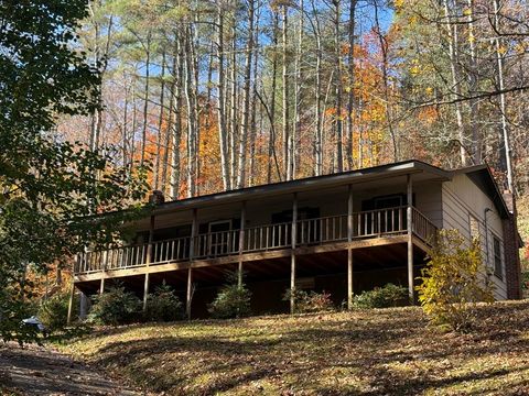 Photo of 82 Merry Cove Rd, Sylva, NC 28779 (MLS # 26042632)