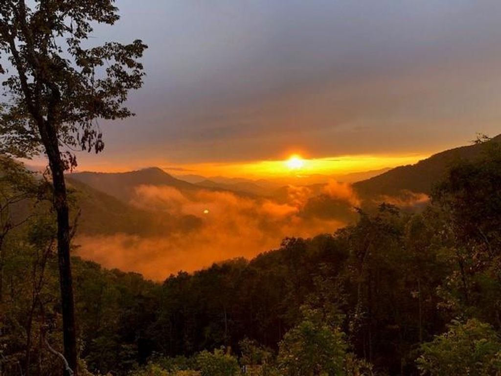 Photo of LOT 38 High Mountain View, Bryson City, NC 28713 (MLS # 26018919)