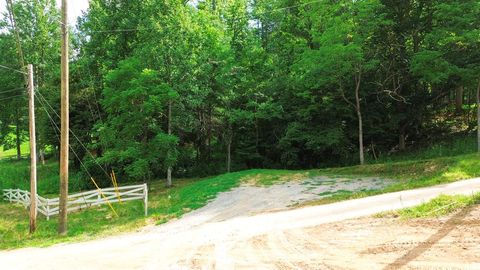 Photo of 00 Lot 1 Broken Antler Woods, Franklin, NC 28734 (MLS # 26041650)