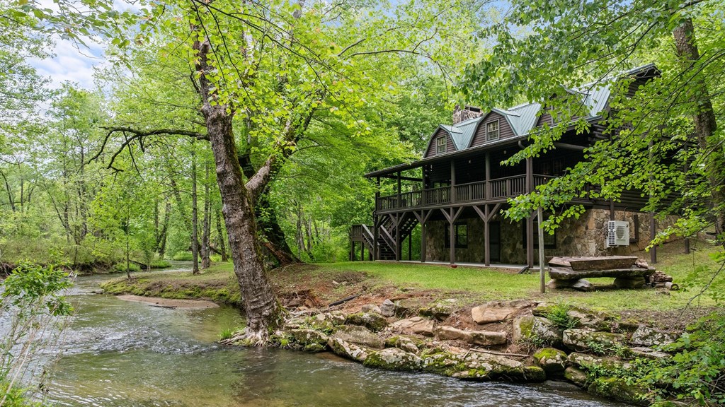 130 Sarah Cove Road