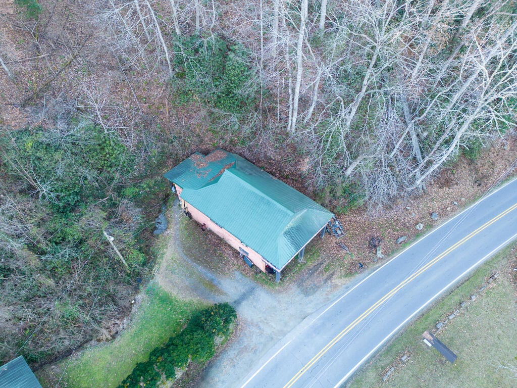 1010 Mockingbird Lane