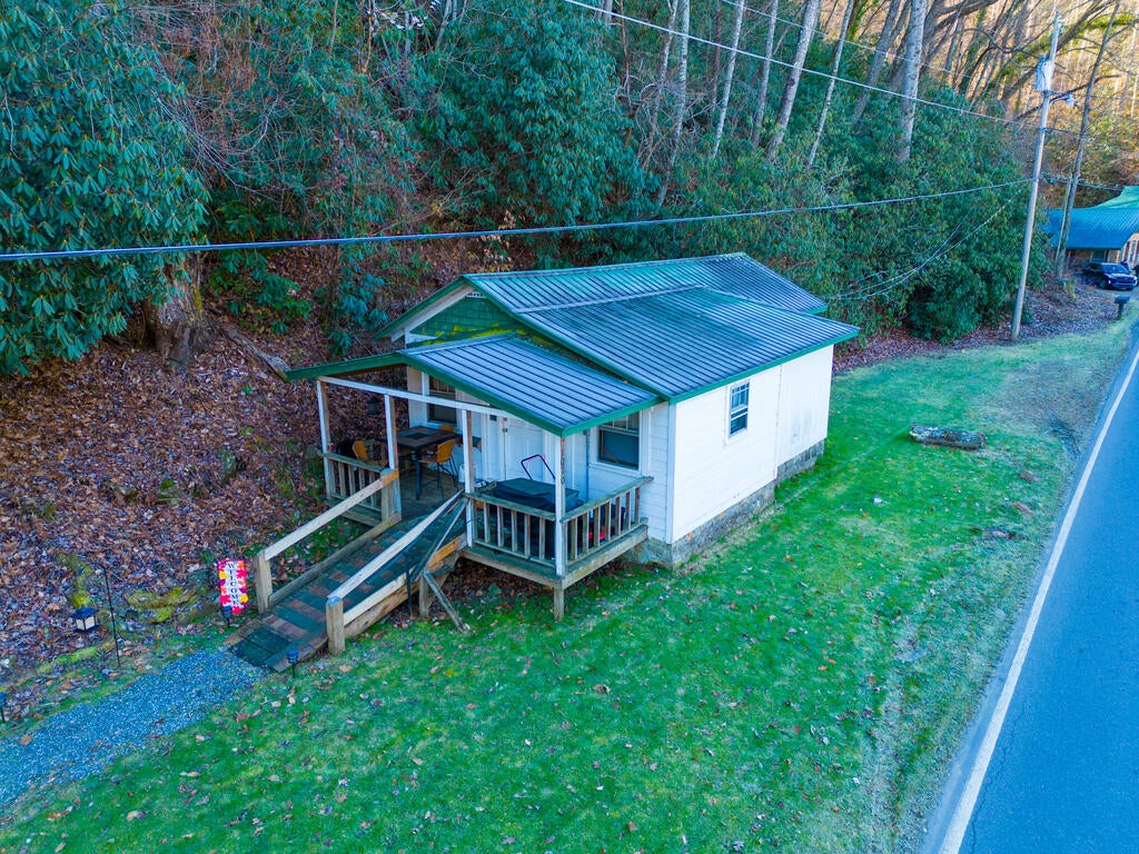 1010 Mockingbird Lane