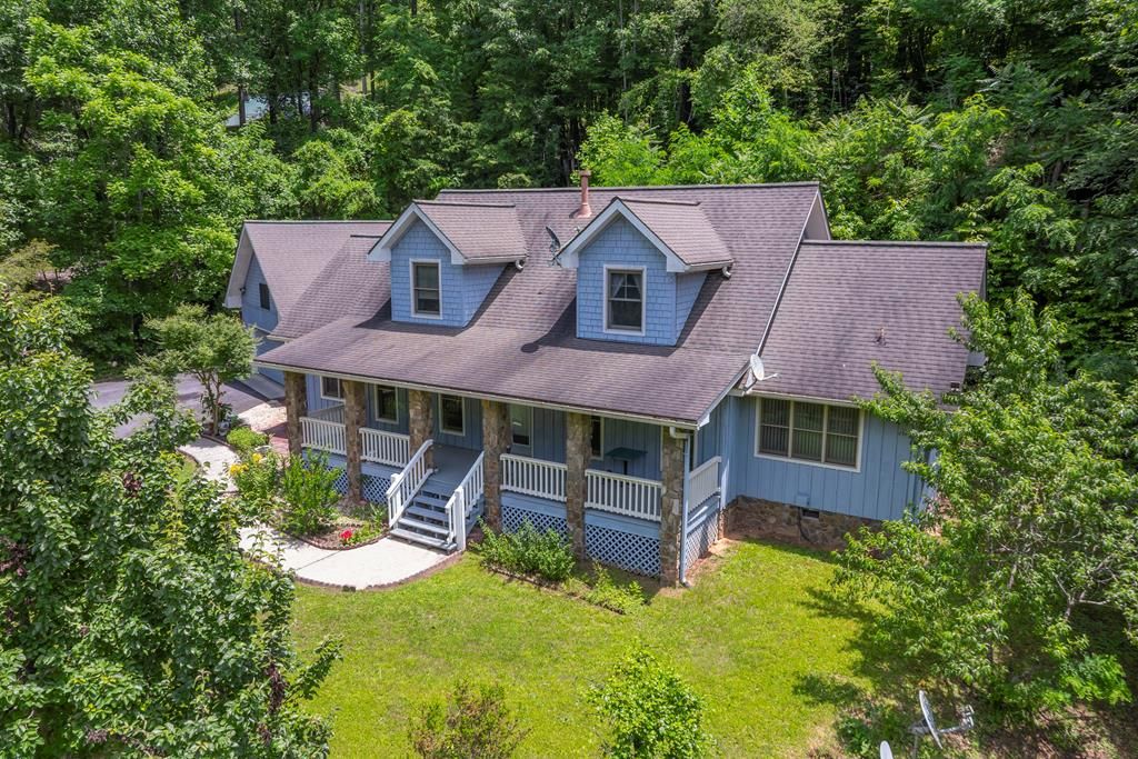 Photo of 98 Choga Ridge, Whittier, NC 28789 (MLS # 26042202)
