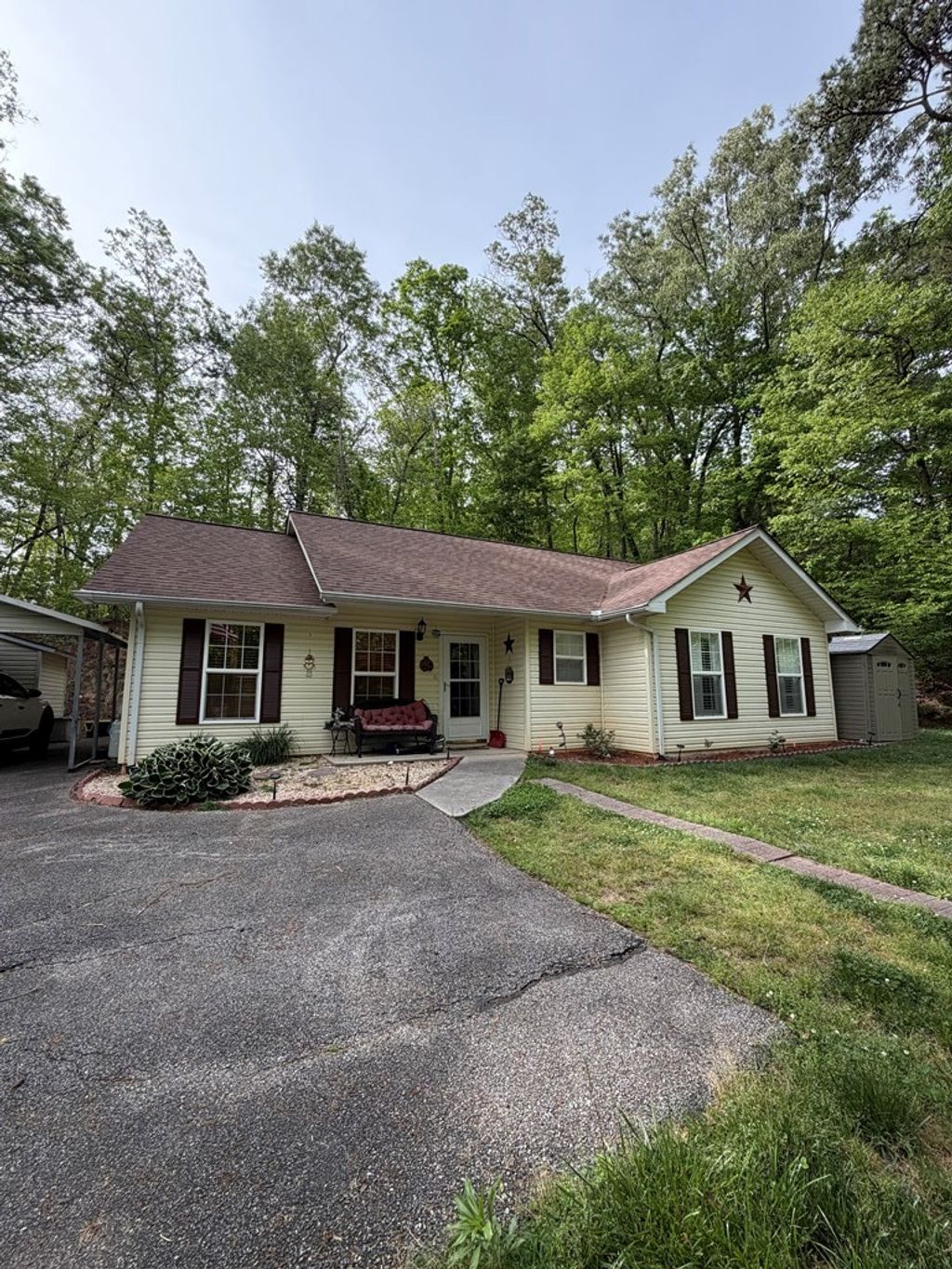 Photo of 110 Victoria Lane, Whittier, NC 28789 (MLS # 26047168)