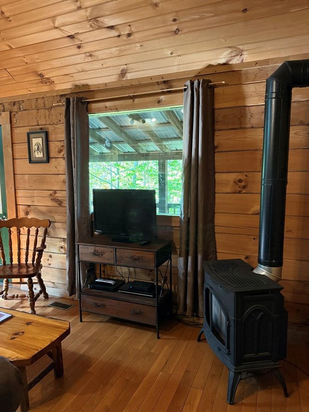 Photo of 377 Fernwood Dr, Bryson City, NC 28713 (MLS # 26042407)
