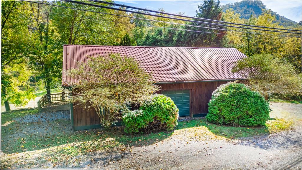 Photo of 52 Younge Lane, Dillsboro, NC 28806 (MLS # 26042422)