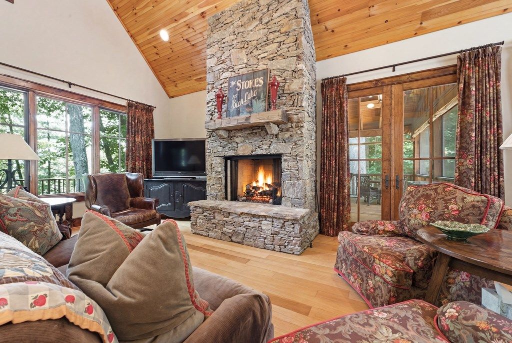 Photo of 185 Songcatcher Court, Tuckasegee, NC 28783 (MLS # 26047856)