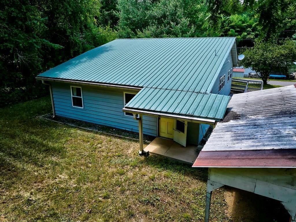 Photo of 111 Kenneth Cooper Rd, Whittier, NC 28789 (MLS # 26041643)